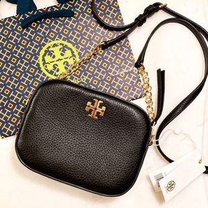NWT Tory Burch Logo Round Crossbody Bag